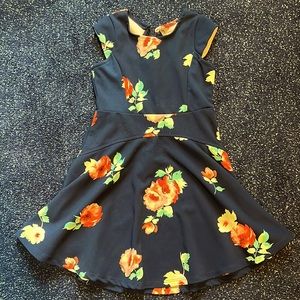 Girls floral fancy dress, size 6